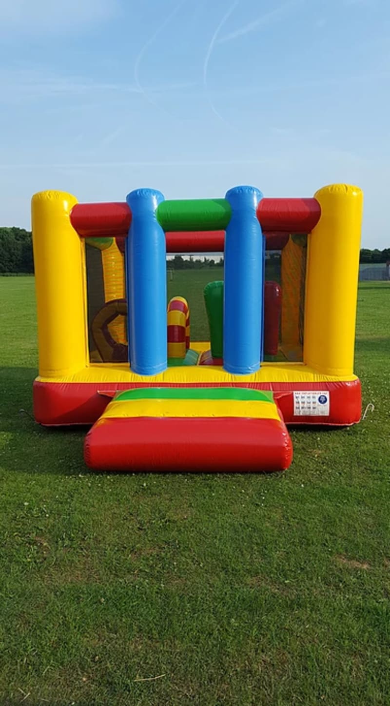 Toddler Bouncer Larnis Bouncy Castle Hire Leighton Buzzard, Bedford