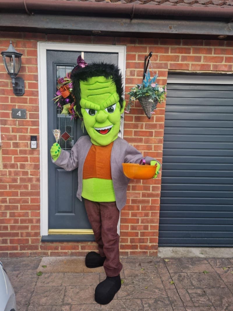 Halloween Visit Mascot Hire & Children's Parties London, Kent