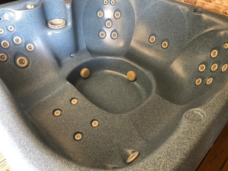 Refurbished Jacuzzi J230 Hot Tub - Value Spas