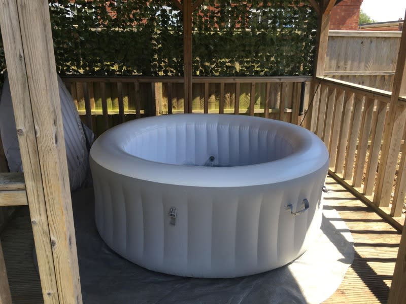 3 Person Hot Tub Hire Boston, Spalding And Holbeach Bouncy Castle, Hot Tub & Soft Play Hire In 3 Person Hot Tub Hire Boston, Spalding And Holbeach Bouncy Castle, Hot Tub & Soft Play Hire In