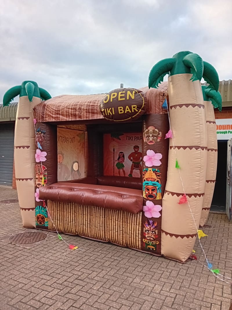 Inflatable Tiki Bar MAXIBOUNCE Entertainment Suppliers