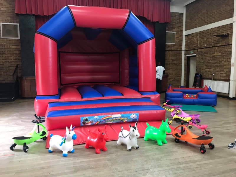 Castle And Ball Pit Jaimies Castles, Bouncy Castle Hire Surrey
