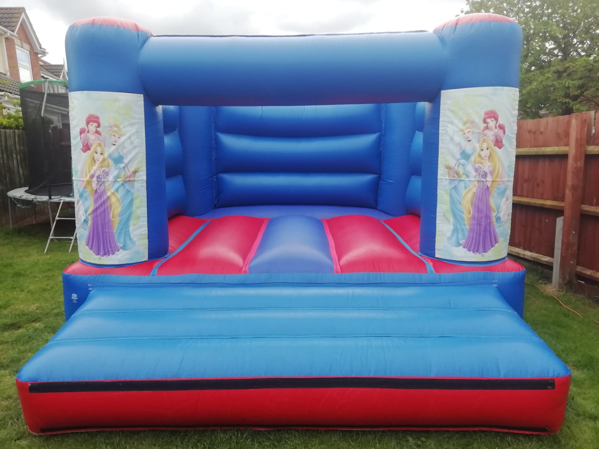 Princess Bouncy Castle 12 X 12