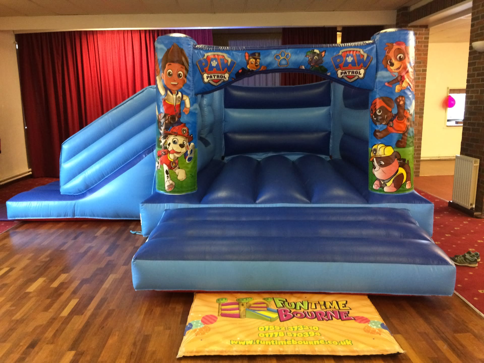 BLUE PUPS BOUNCE AND SLIDE BOUNCY CASTLE COMBO