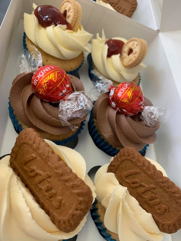 The Cakes Cakes by Andrea