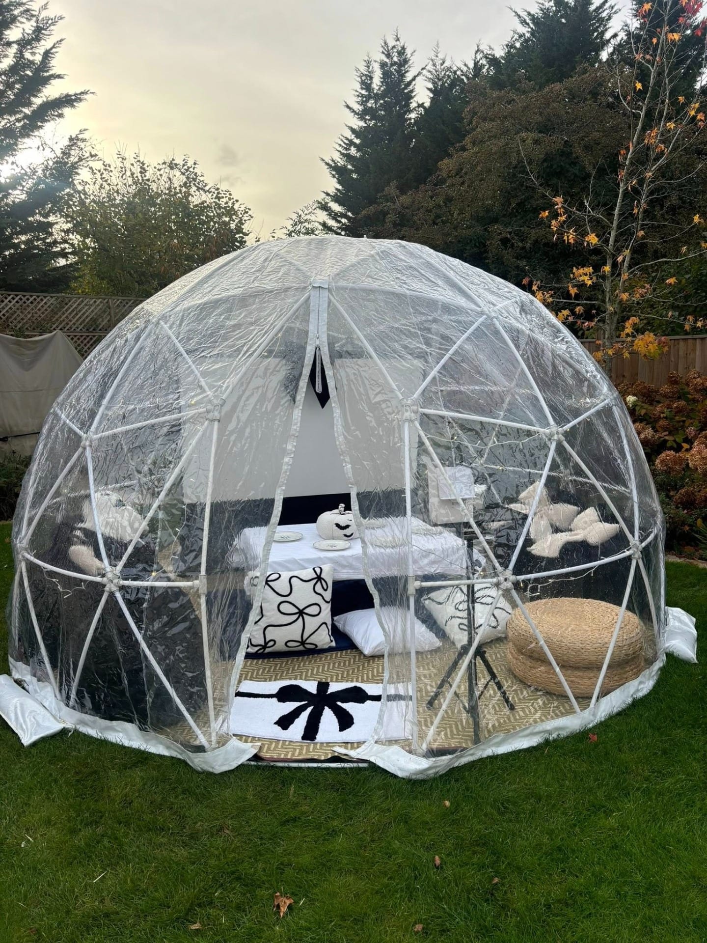 Bromley snow globes to rent