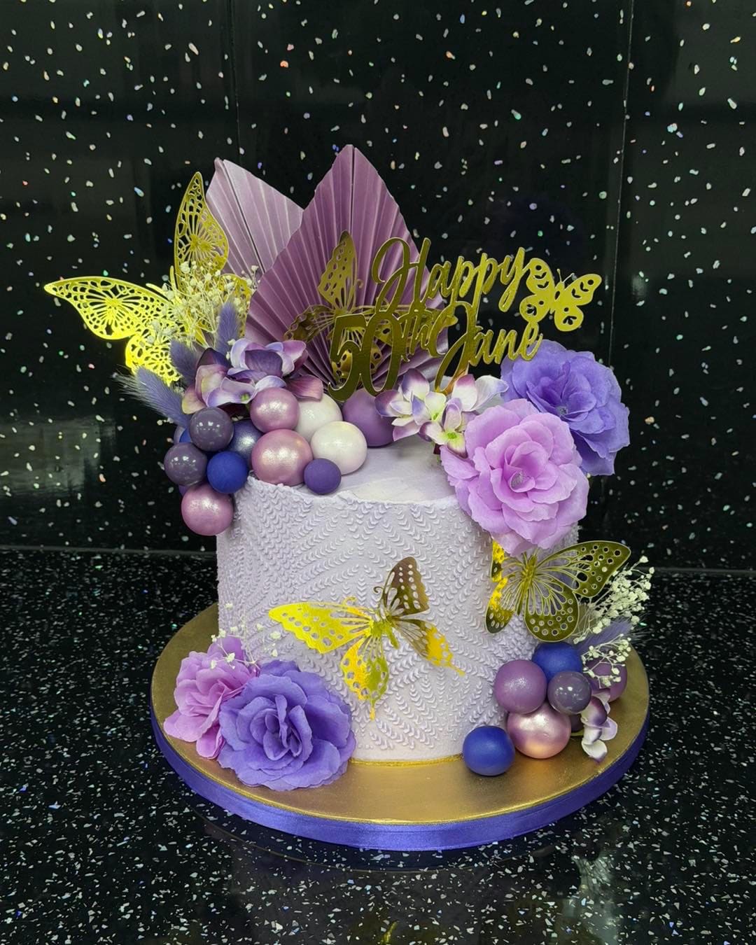 cake dunstable luton Bedfordshire Leighton buzzard houghton regis bedfordshire cakes cupcakes stitch Harpenden St Albans rebourn marvel hulk