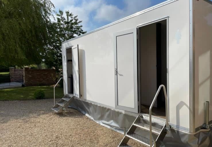 Hire portable luxury toilets Essex