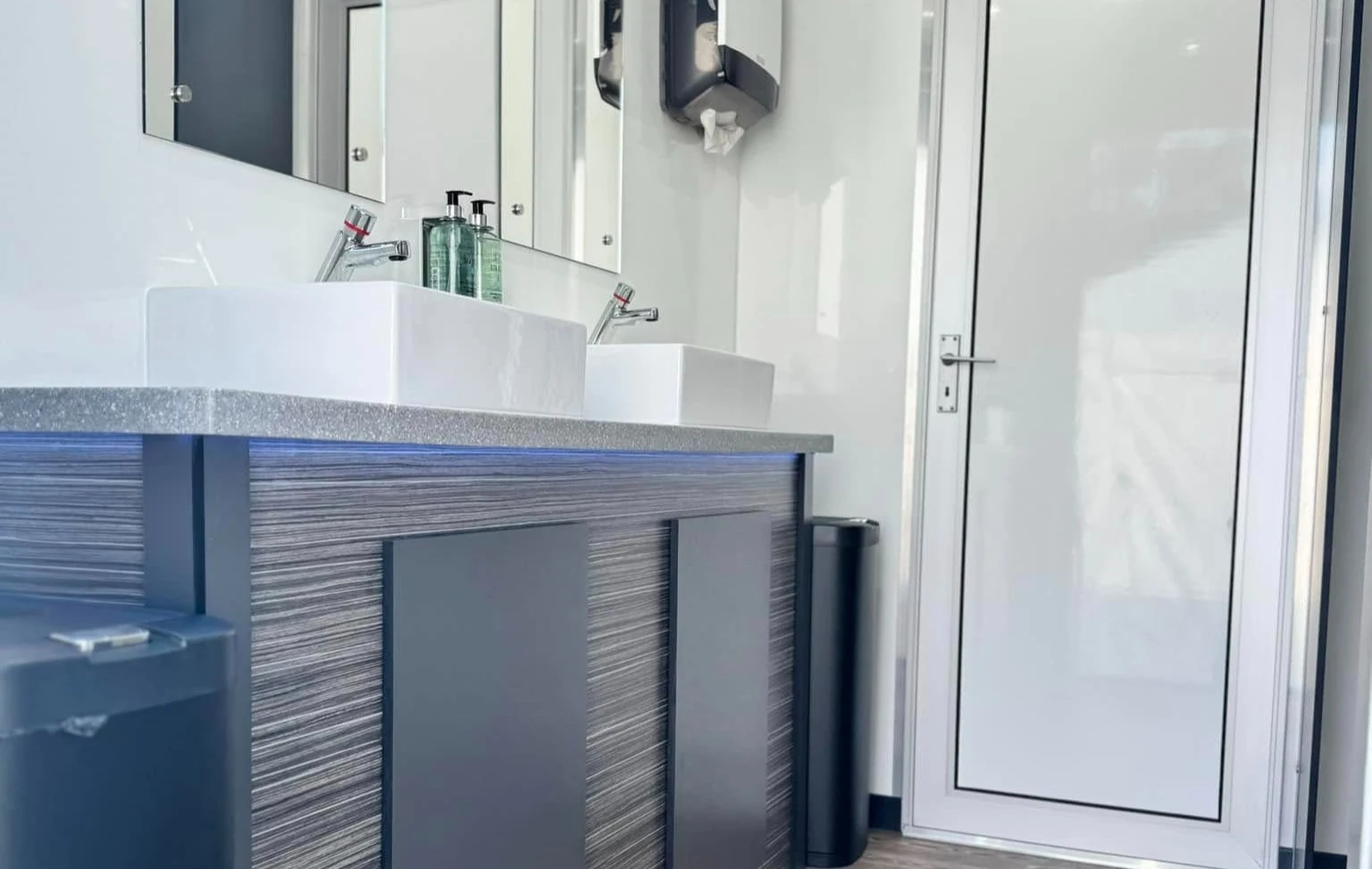 last minute toilet hire Cambridgeshire & Hertfordshire