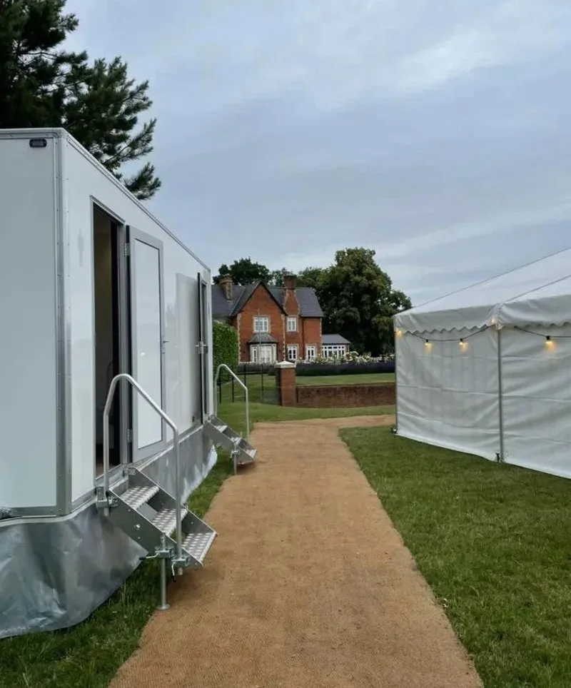 rent portaloos and portable luxury toilets Ely Ely portaloos and portable luxury toilets for hire