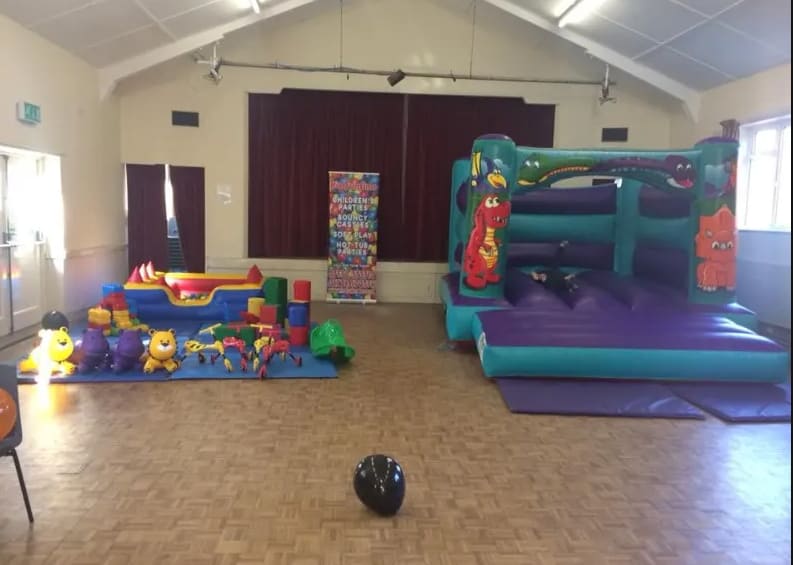 Bouncy Castle And Soft Play Party On Hire In Bourne Abbey Church Hall