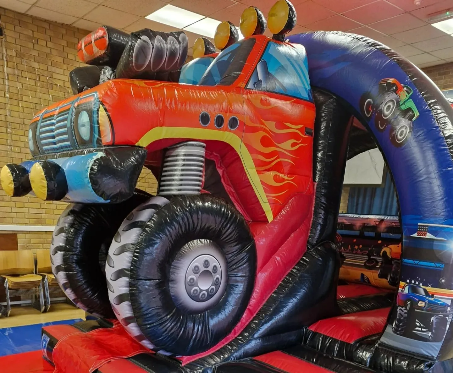 MoNsTeR TrUcK MaYhEm