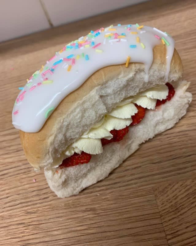 The Cakes Cakes by Andrea