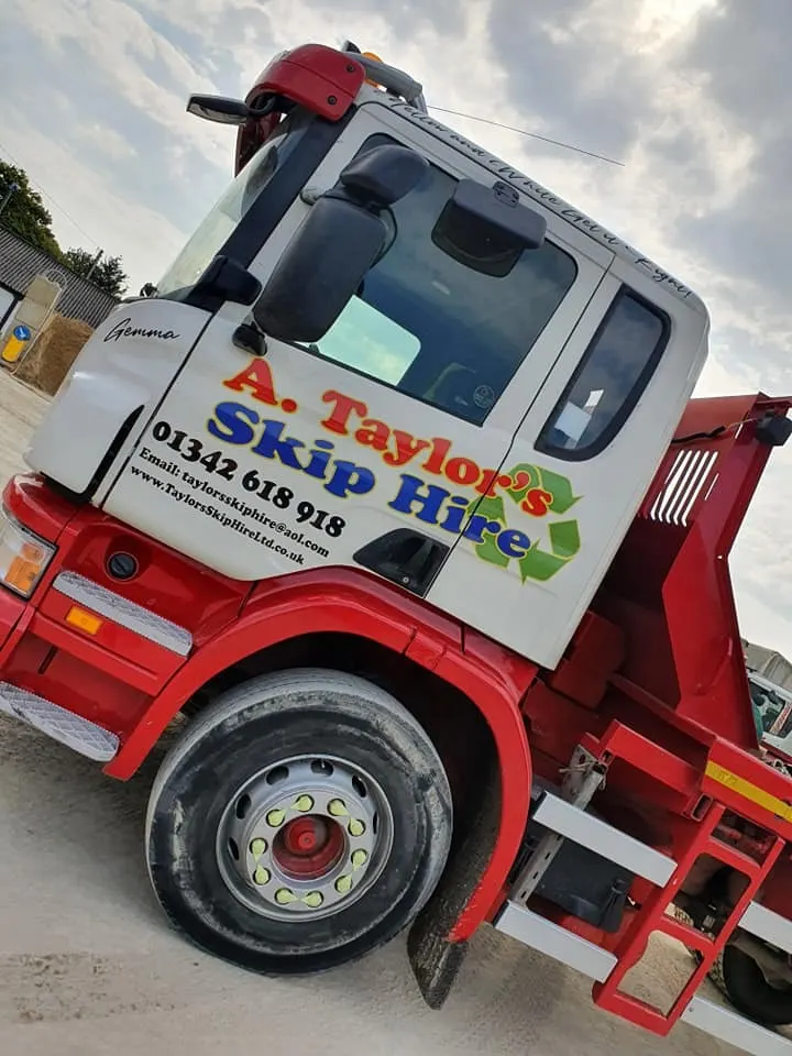 Burgh Heath skips skips in Burgh Heath