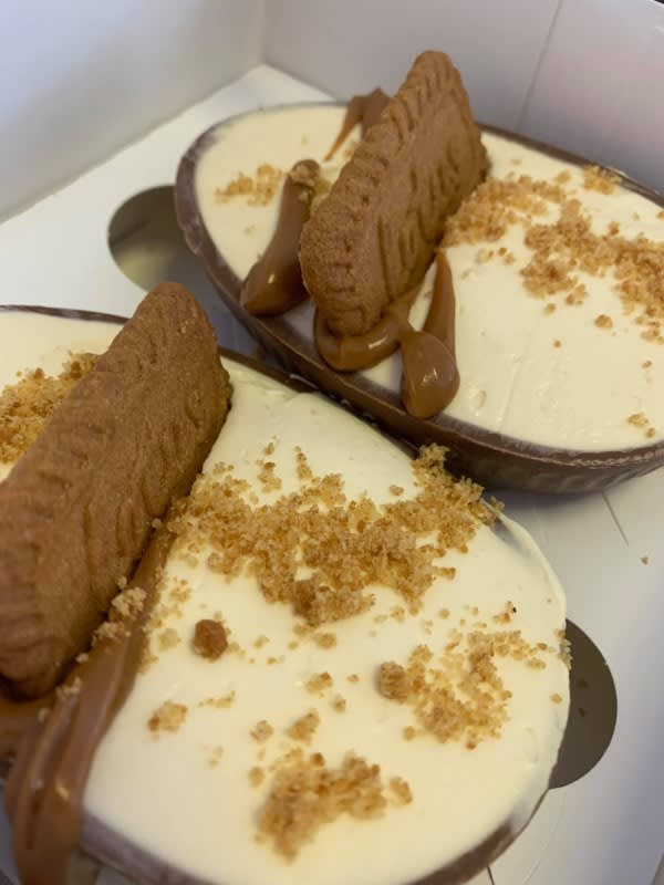 The Cakes Cakes by Andrea