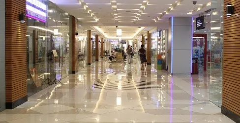 retail clearance shops 