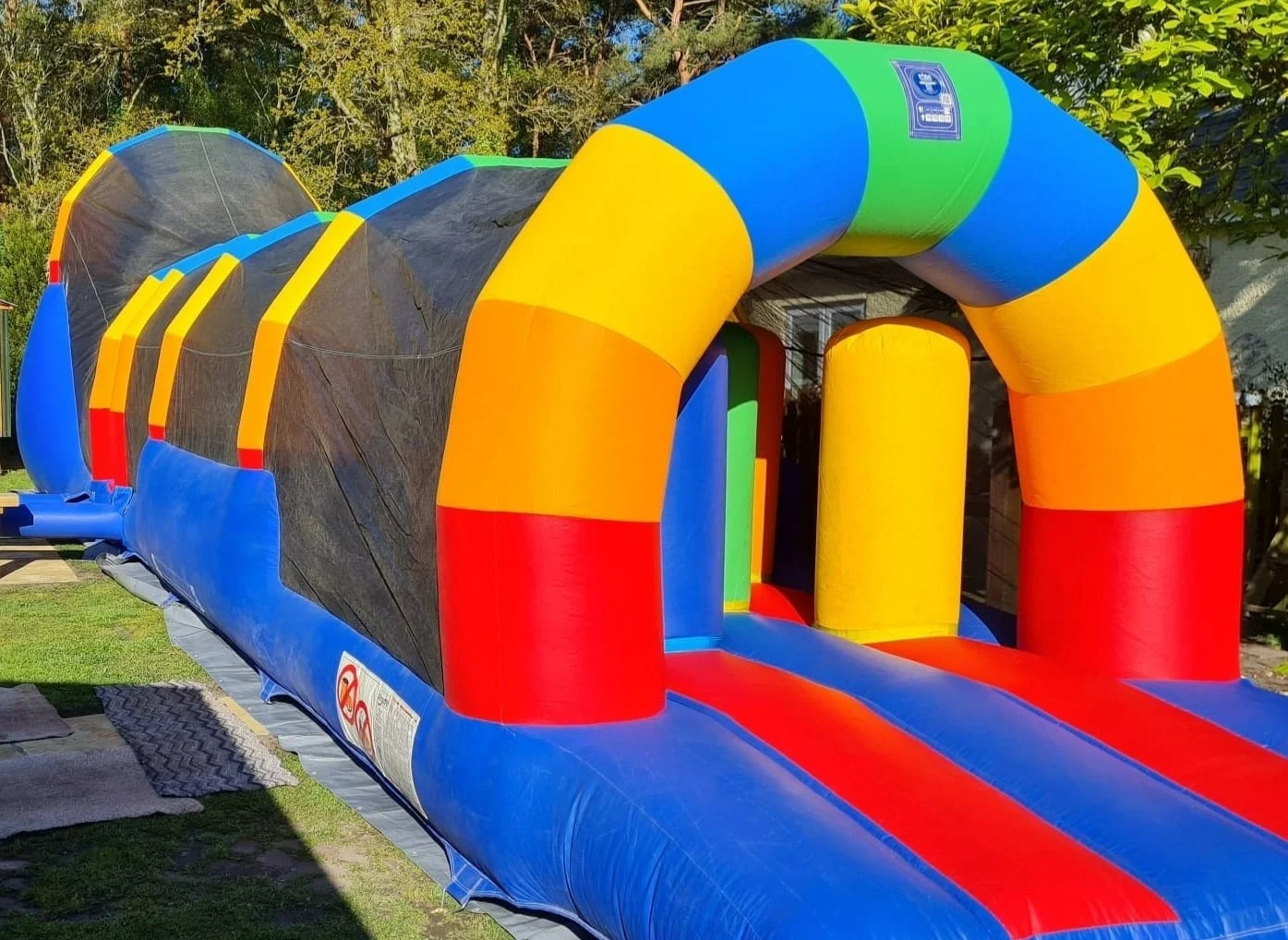 FUN RUNS OBSTACLE COURSES