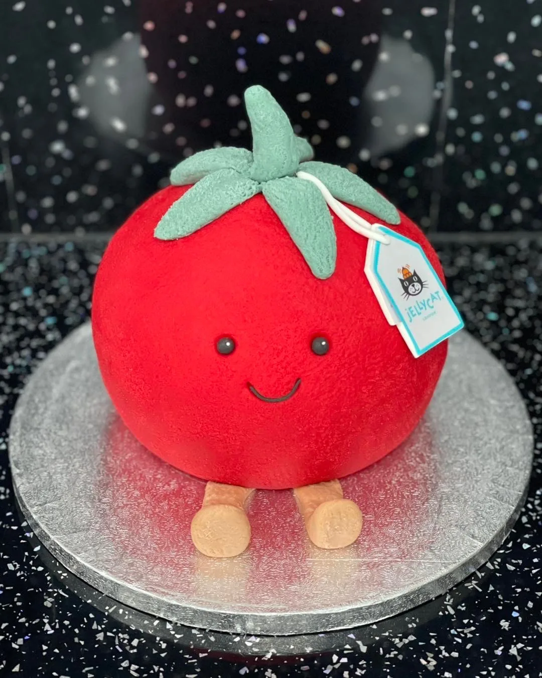 cake dunstable luton Bedfordshire Leighton buzzard houghton regis bedfordshire cakes cupcakes stitch Harpenden St Albans rebourn marvel hulk