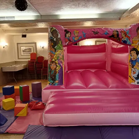 Standard Bouncy Castles