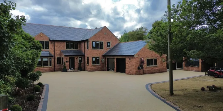 Gaz Beadles Bespoke Resin-bound Driveway Transformation
