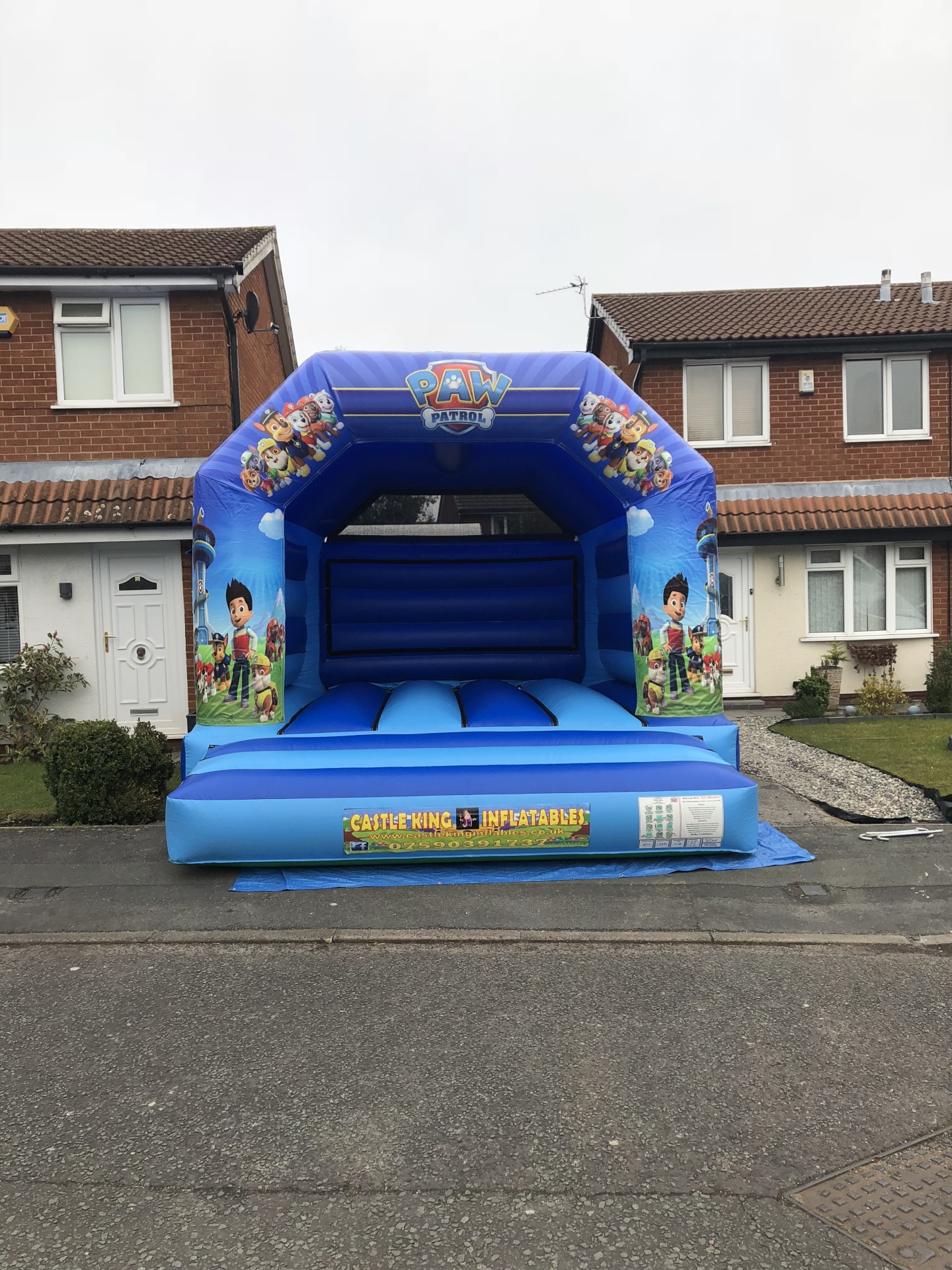 Fortnite Themed Bouncy Castle Castle King Inflatables Widnes - fortnite themed bouncy castle castle king inflatables widnes runcorn st helens wigan leigh liverpool manchester cheshire warrington