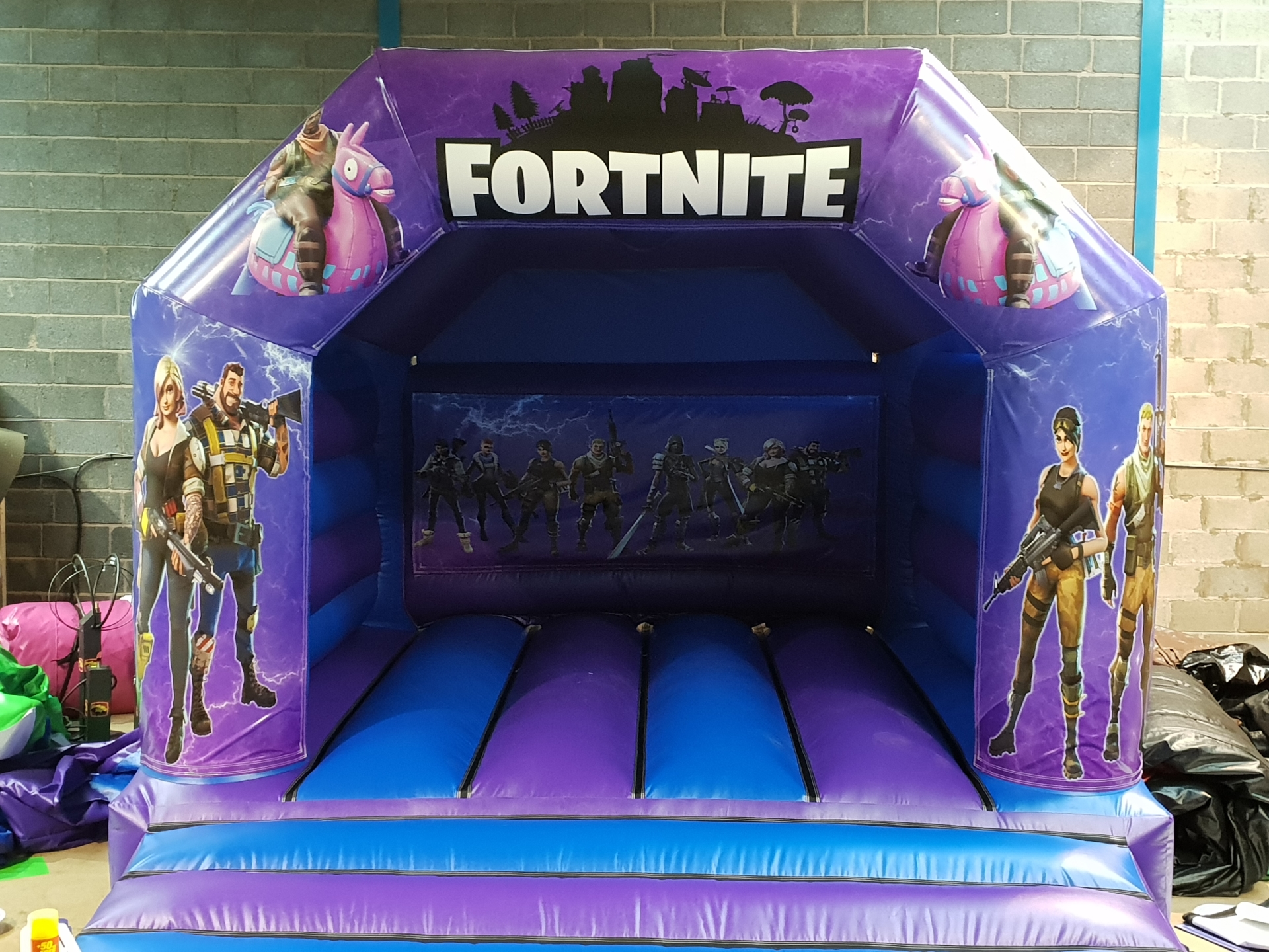 fortnite bouncy castle specifications reviews - fortnite bouncy castle manche!   ster