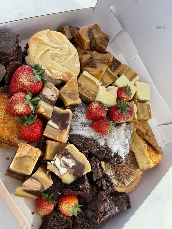 Picking Platters Cakes by Andrea