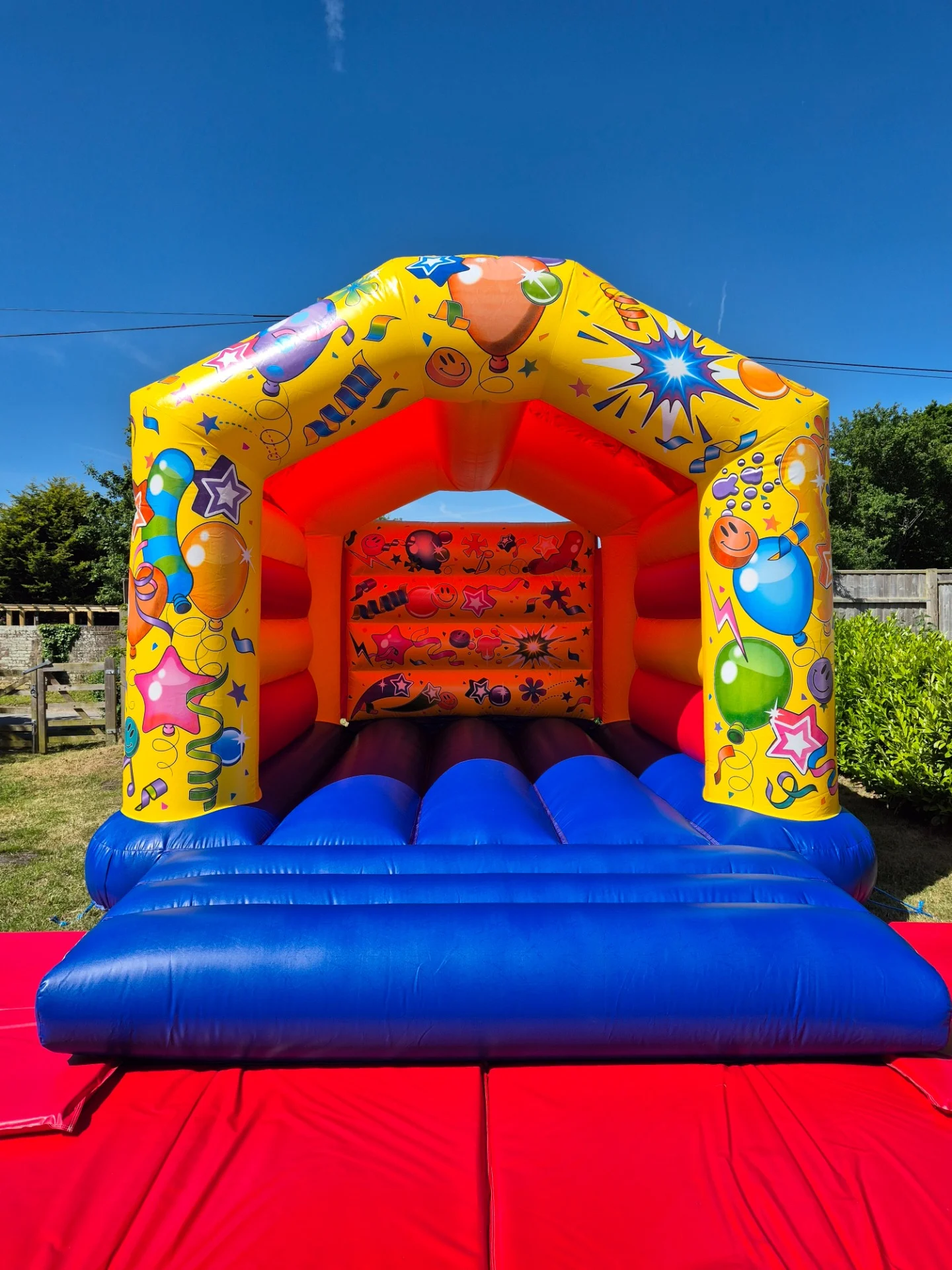 Supabounce Castle Supadome Bouncy Castle - Bouncy Castle Hire Poole, Dorset & Surrounding ...