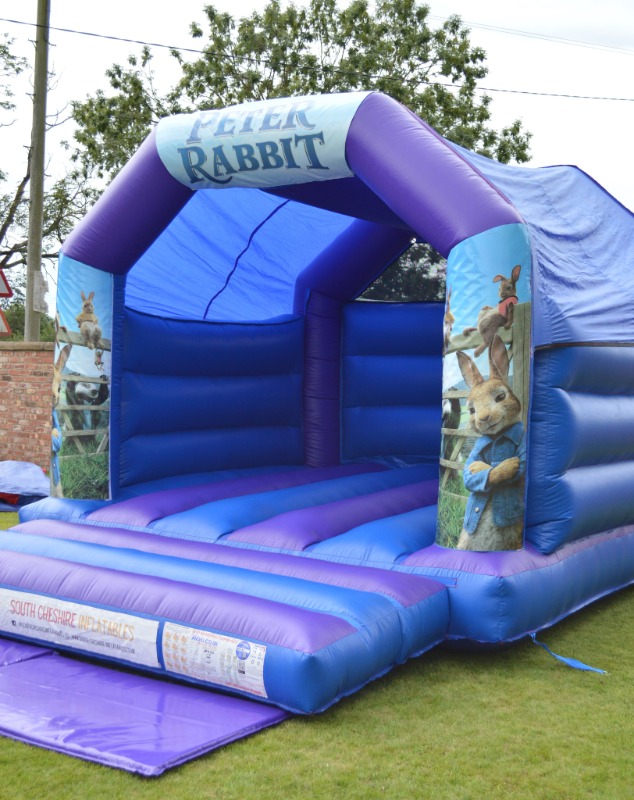 peter rabbit bouncy castle hire