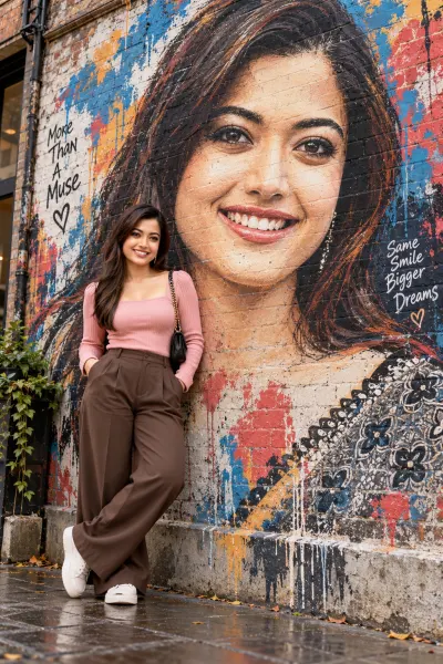 Urban Street Art Fashion Photoshoot AI Prompt