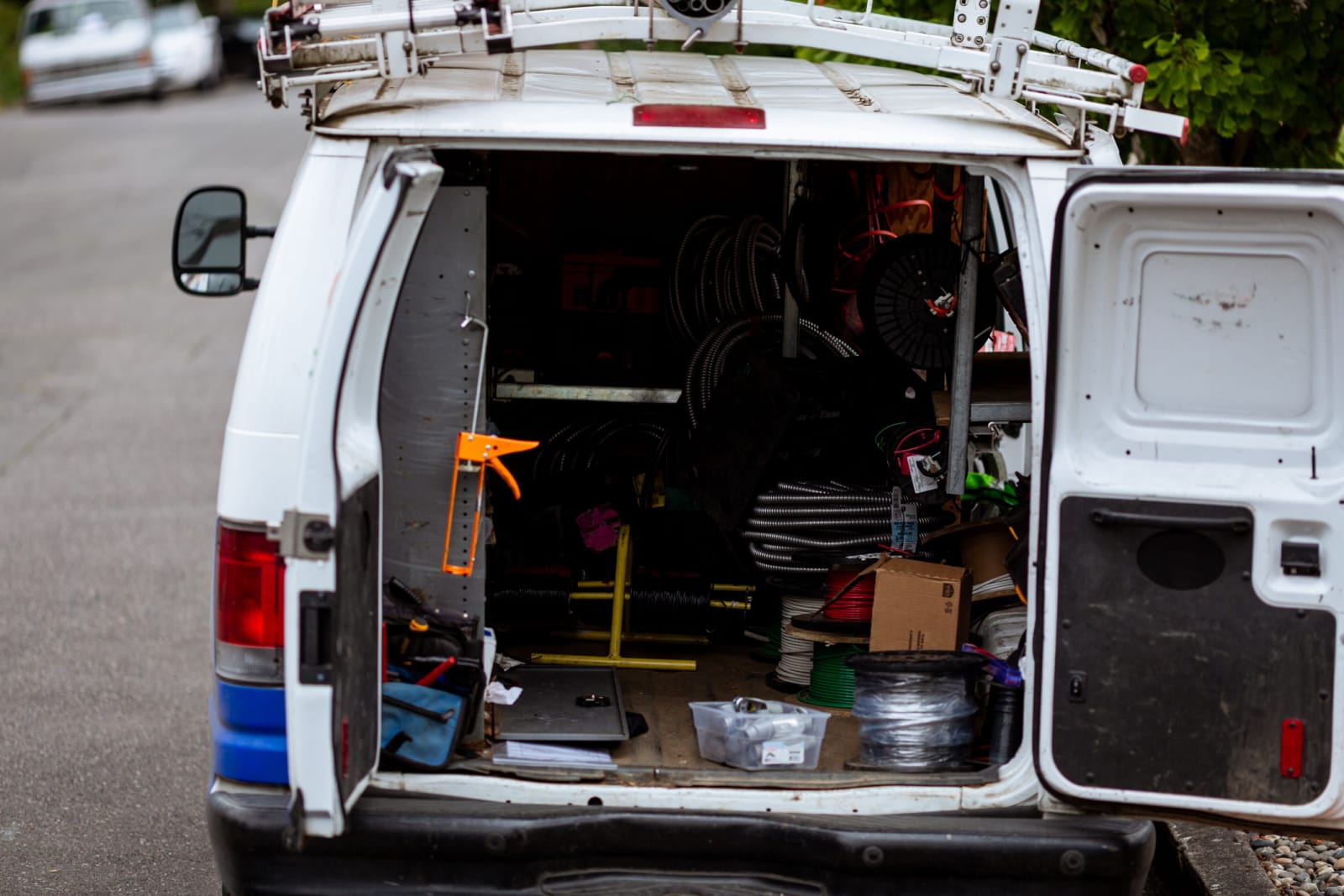 Contractor equipment and tools in transit in Miami Florida protected by inland marine insurance from Tammy Insurance Agency