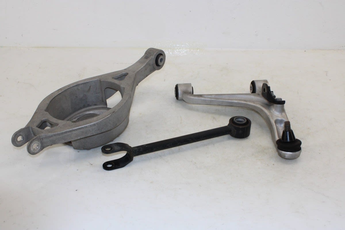 Infiniti G35 Coupe Rear Left Control Arm Set OEM OL55