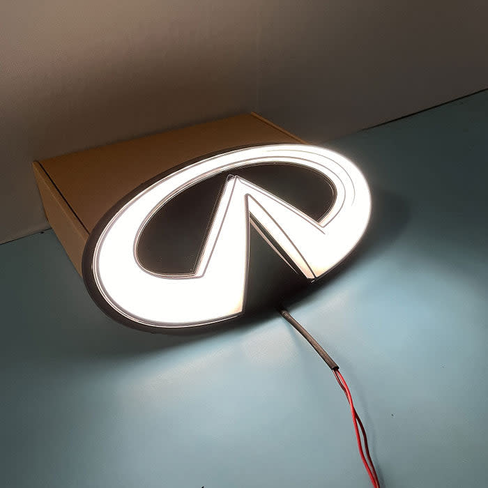 INFINITI FX35 Led Emblem (2009-2012)