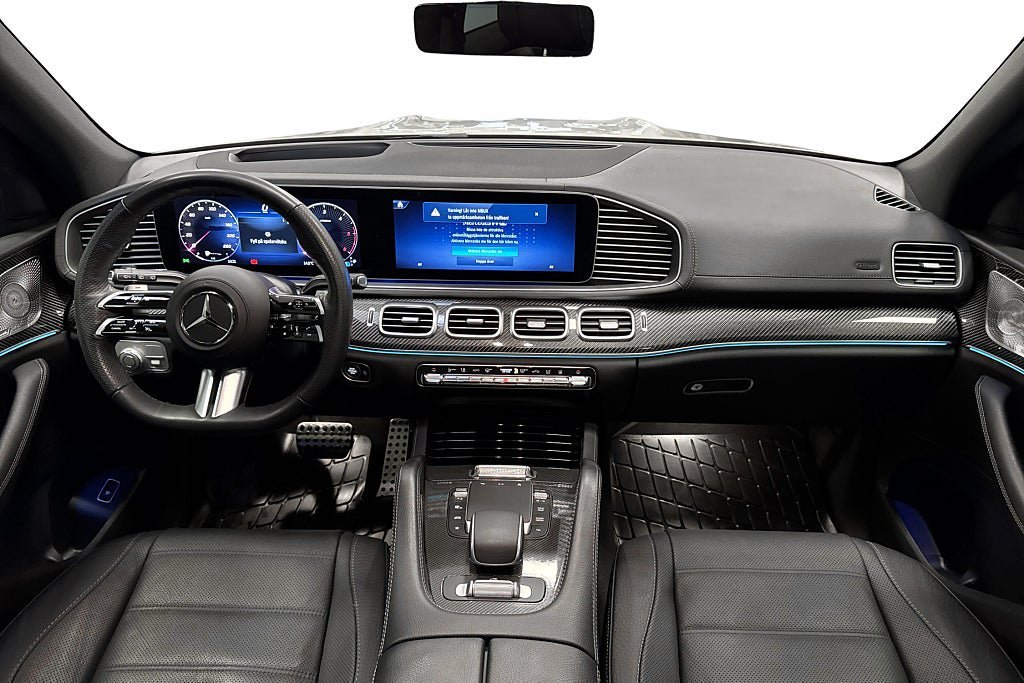 Mercedes GLS tour image 2