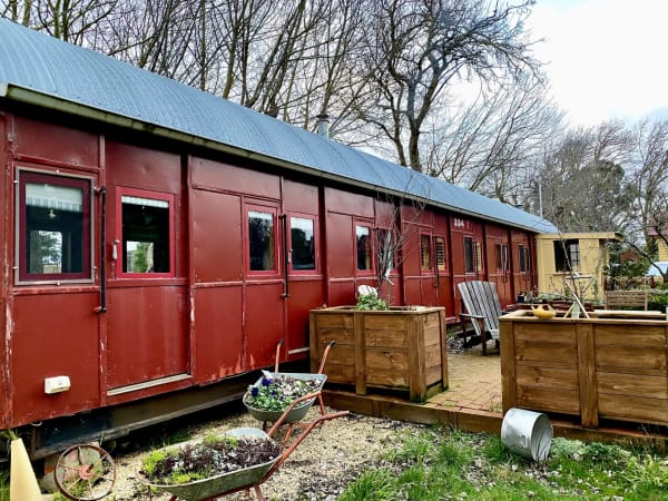 Train Carriage Airbnb in Buninyong 