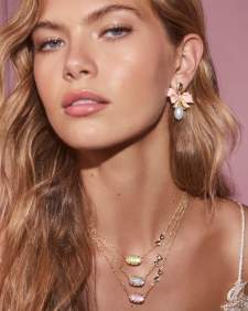 Kendra Scott x LoveShackFancy Bow Elisa Necklace