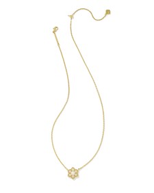 Snowflake Short Pendant Necklace