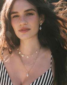 Adriana Scallop Frame Gold Huggie Earrings 