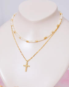 Jada Cross Short Pendant Necklace