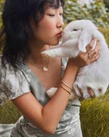 Bunny Gold Short Pendant Necklace