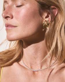 Anya Flower Gold Stud Earrings