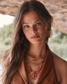 Starla Vintage Gold Collar Necklace