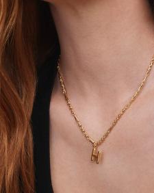 Bubble Letter H Gold Short Pendant Necklace