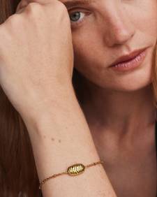 Tiger Striped Elaina Vintage Gold Delicate Chain Bracelet