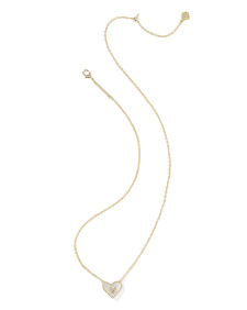 Ari Heart Letter V Gold Short Pendant Necklace