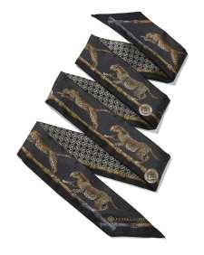 Jaguar Flippy Scarf in Black