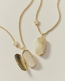 Dolly Parton x Kendra Scott Danielle Gold Locket Necklace