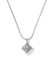 Dira Pearl Silver Short Pendant Necklace