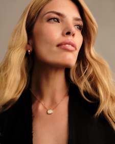 Pumpkin Gold Short Pendant Necklace in Ivory Mother-of-Pearl