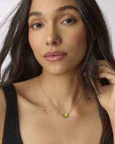 Elisa Silver Pendant Necklace in Peridot Illusion